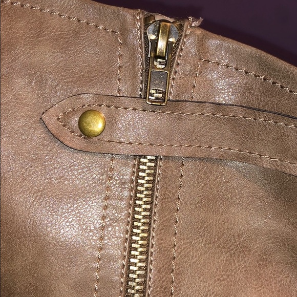 Boots - Picture 5 of 5